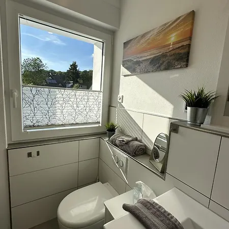 Moderne Nahe Sorpesee, Wlan, Parkplatz-haus Am Kraehenbach-sorpe * Sundern