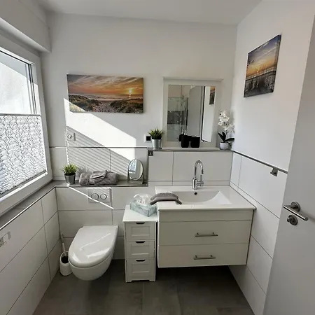 Moderne Nahe Sorpesee, Wlan, Parkplatz-haus Am Kraehenbach-sorpe Apartman Sundern